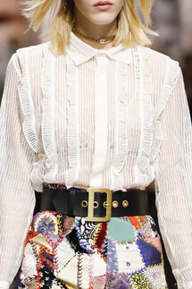 Details Christian Dior , Details Dior Fall 2018 Ready-to-Wear , Детали показа Кристиан Диор , Детали показа Диор осень зима 2018 , Fashion show , неделя моды в Париже , PFW , Мария Грация Кьюри , Mainstyles